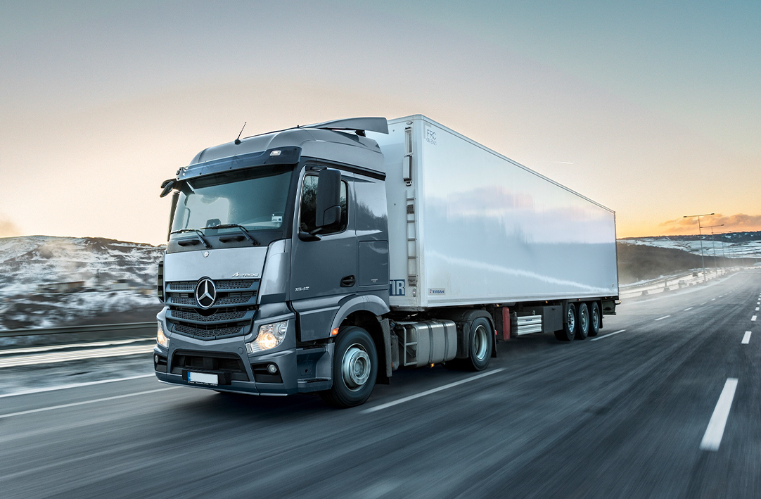 Mercedes Axor Boya Kodu Nerede Yazar?