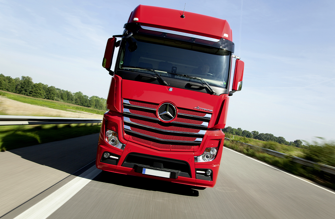 Mercedes Benz Axor 2517: Güç ve Dayanıklılığın Sembolü
